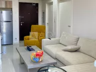 Exclusive l Fully Furnished l Mid Floor 