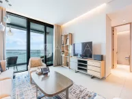 5* Living | Luxury | Vacant Unit | Sea view  