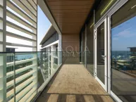 Dual Sea View | New to Market | Vacant  