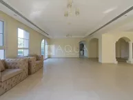 Exclusive | Park Facing Villa | Vacant 5 BR