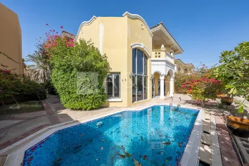 Immaculate | Spacious Layout | Private Pool
