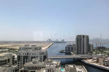 Waterfront Apartment l HIgh Floor l Available Now