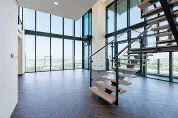High Floor Duplex with Superb City Views